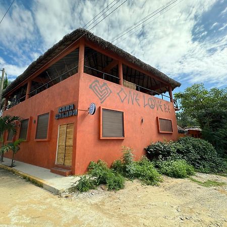 One Love Hostal Puerto Escondido エクステリア 写真