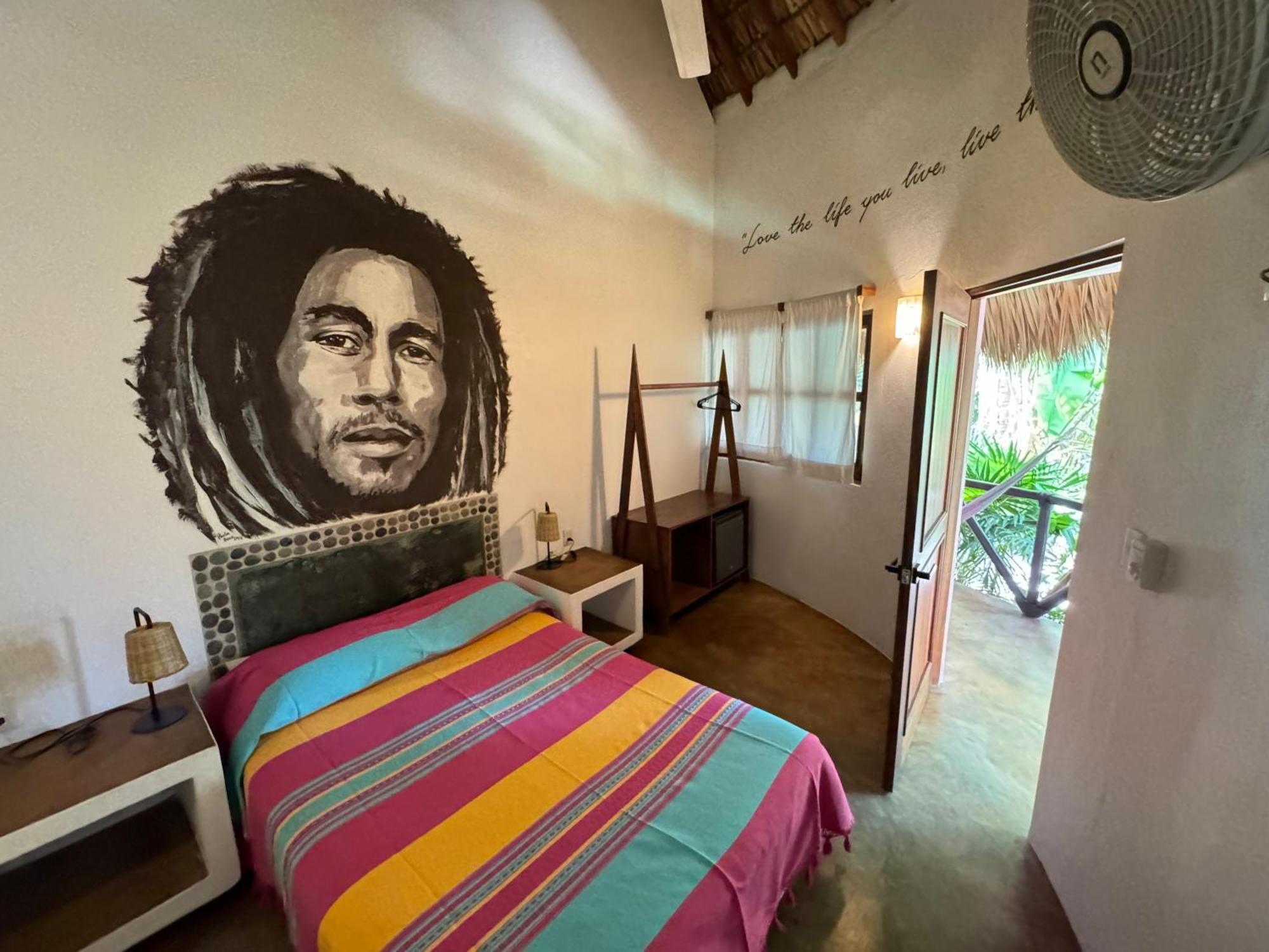 One Love Hostal Puerto Escondido エクステリア 写真