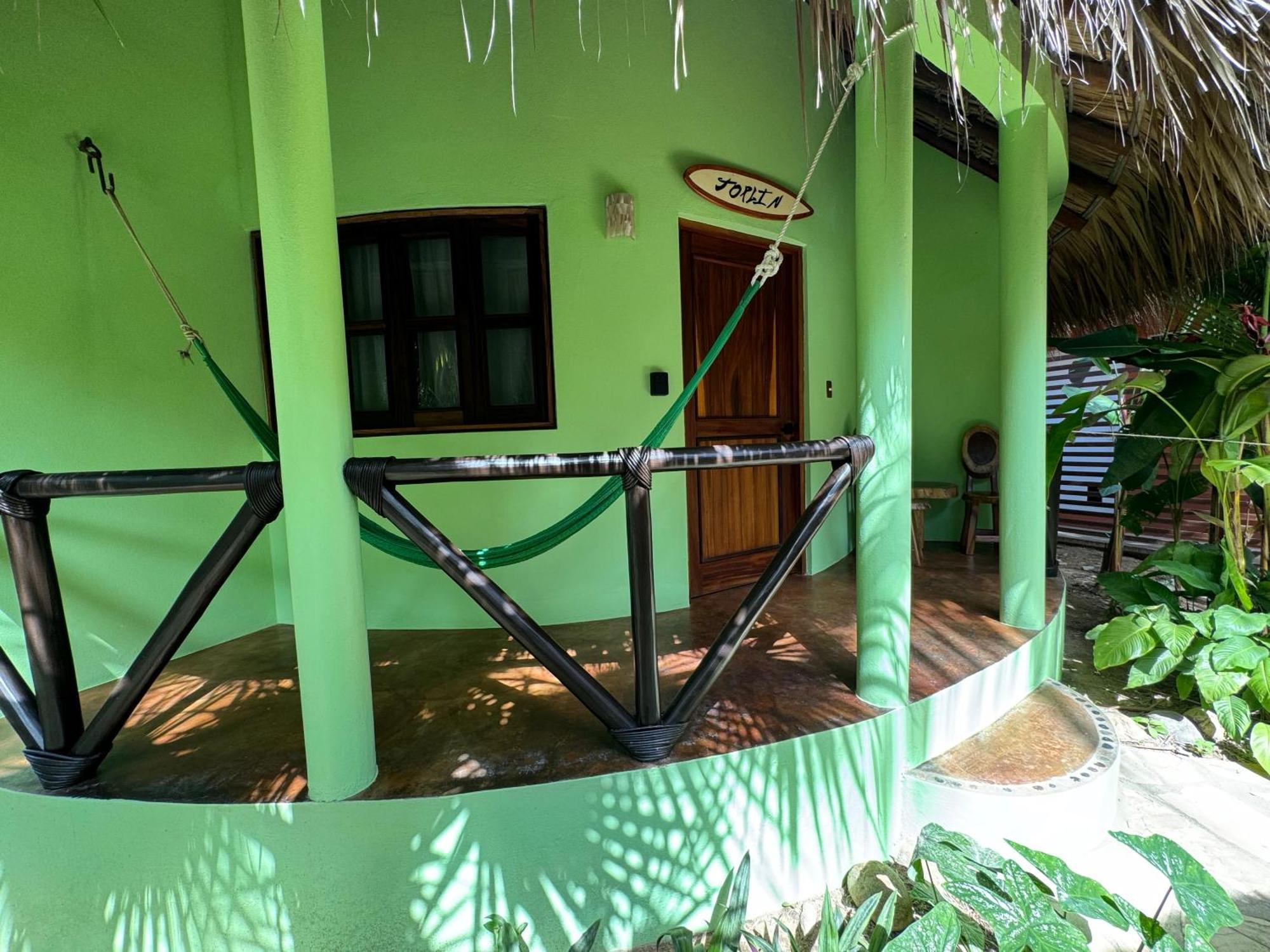 One Love Hostal Puerto Escondido エクステリア 写真